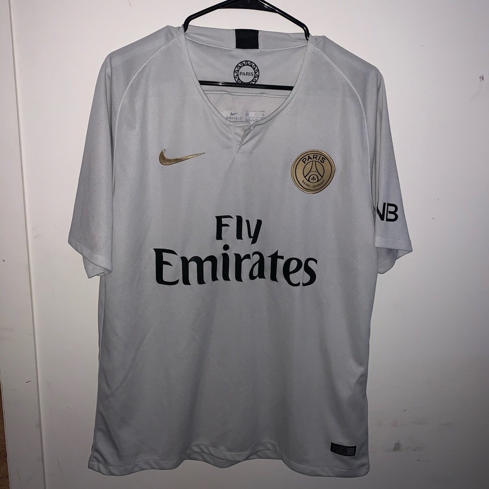 PSG 2018/19 Away Nike Jersey ‘Mbappe 7’